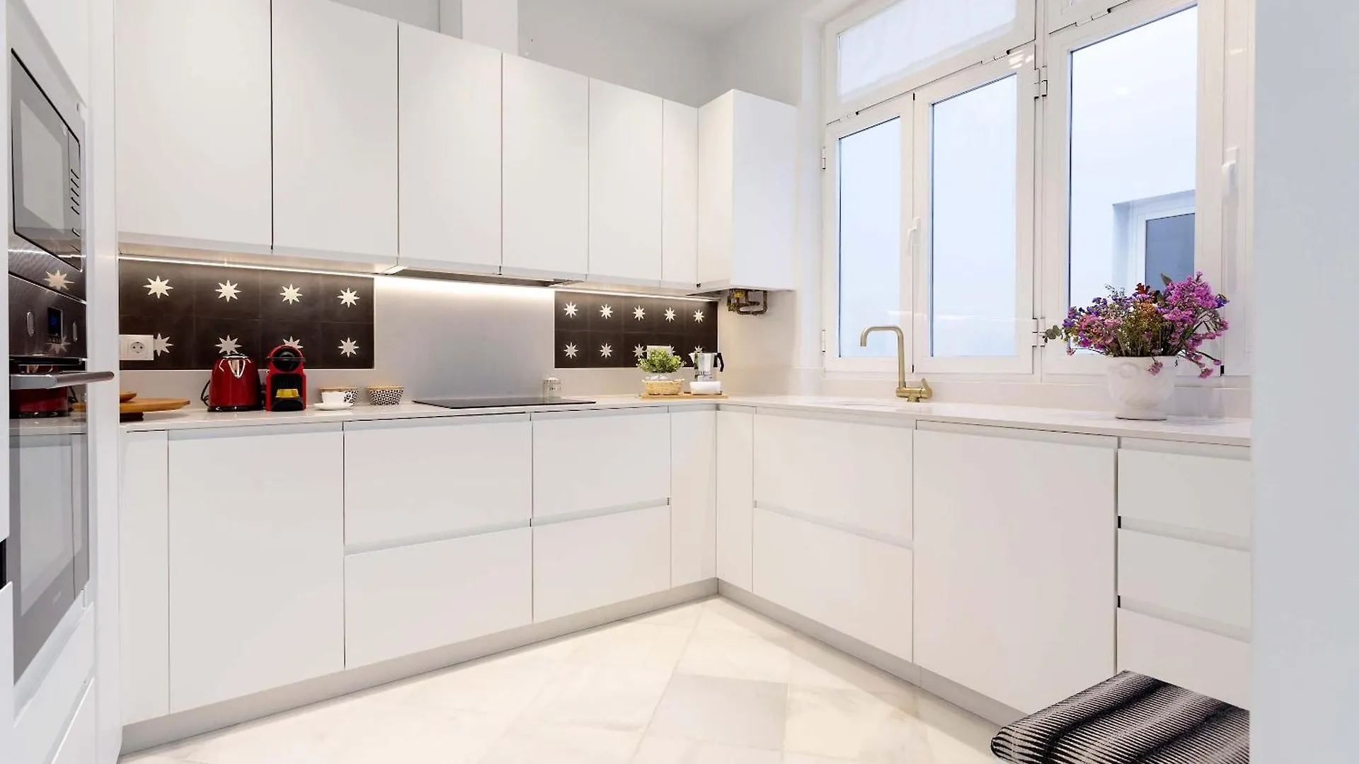 Genteel Home Paseo Maritimo Malaga Apartment